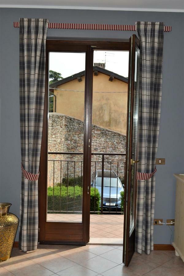 Appartement Torri Centro à Torri Del Benaco Extérieur photo