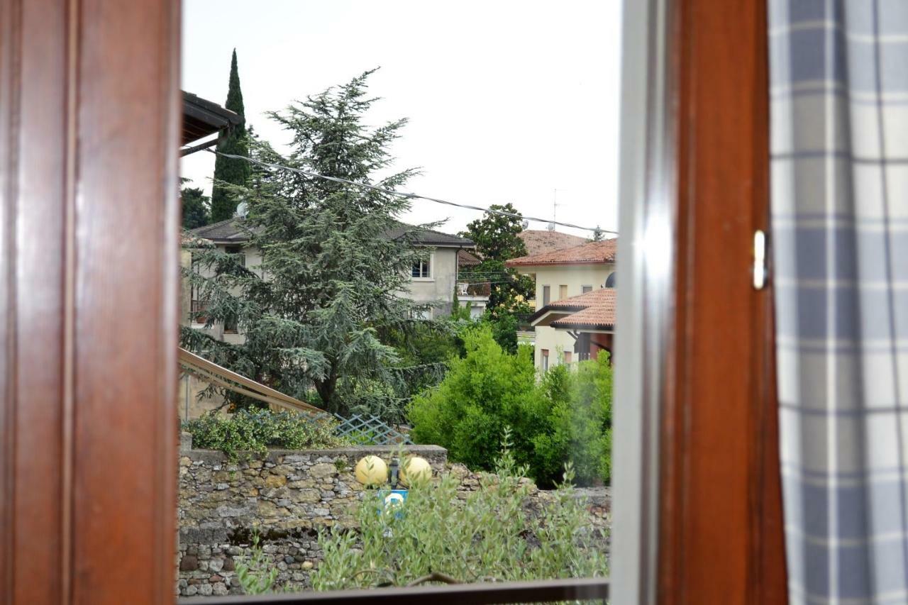 Appartement Torri Centro à Torri Del Benaco Extérieur photo