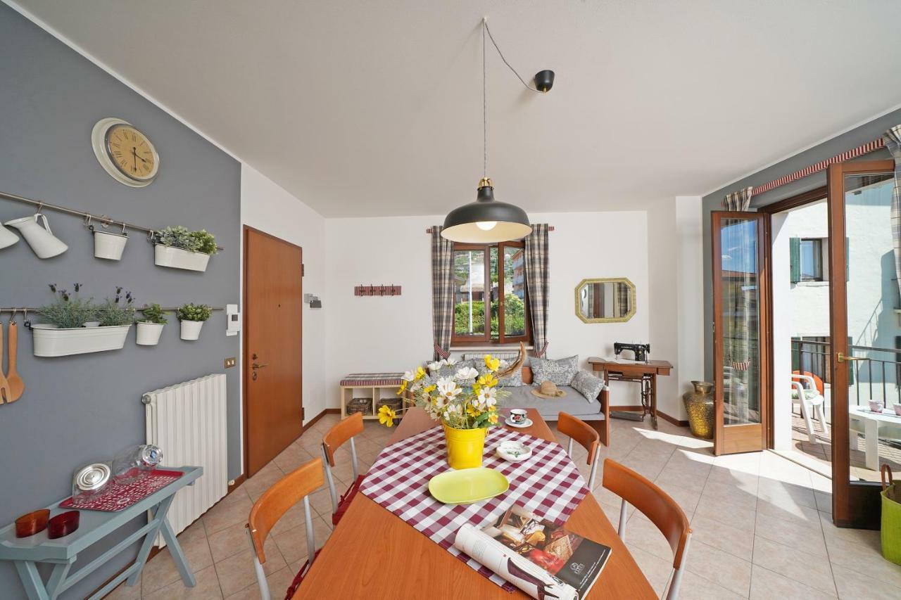 Appartement Torri Centro à Torri Del Benaco Extérieur photo